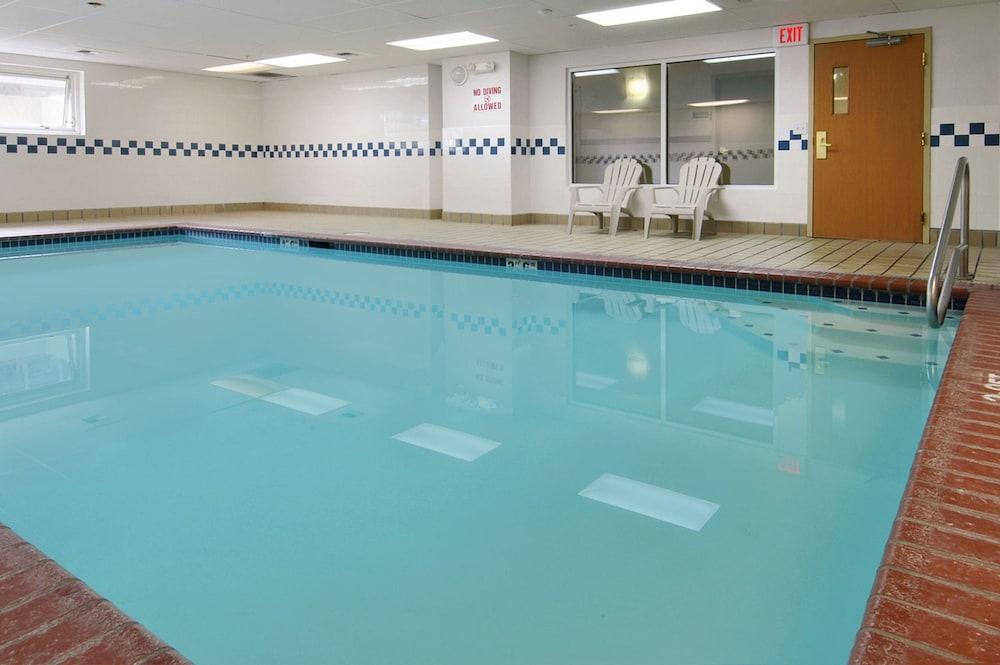 Ramada By Wyndham Seatac Airport Ξενοδοχείο Εξωτερικό φωτογραφία