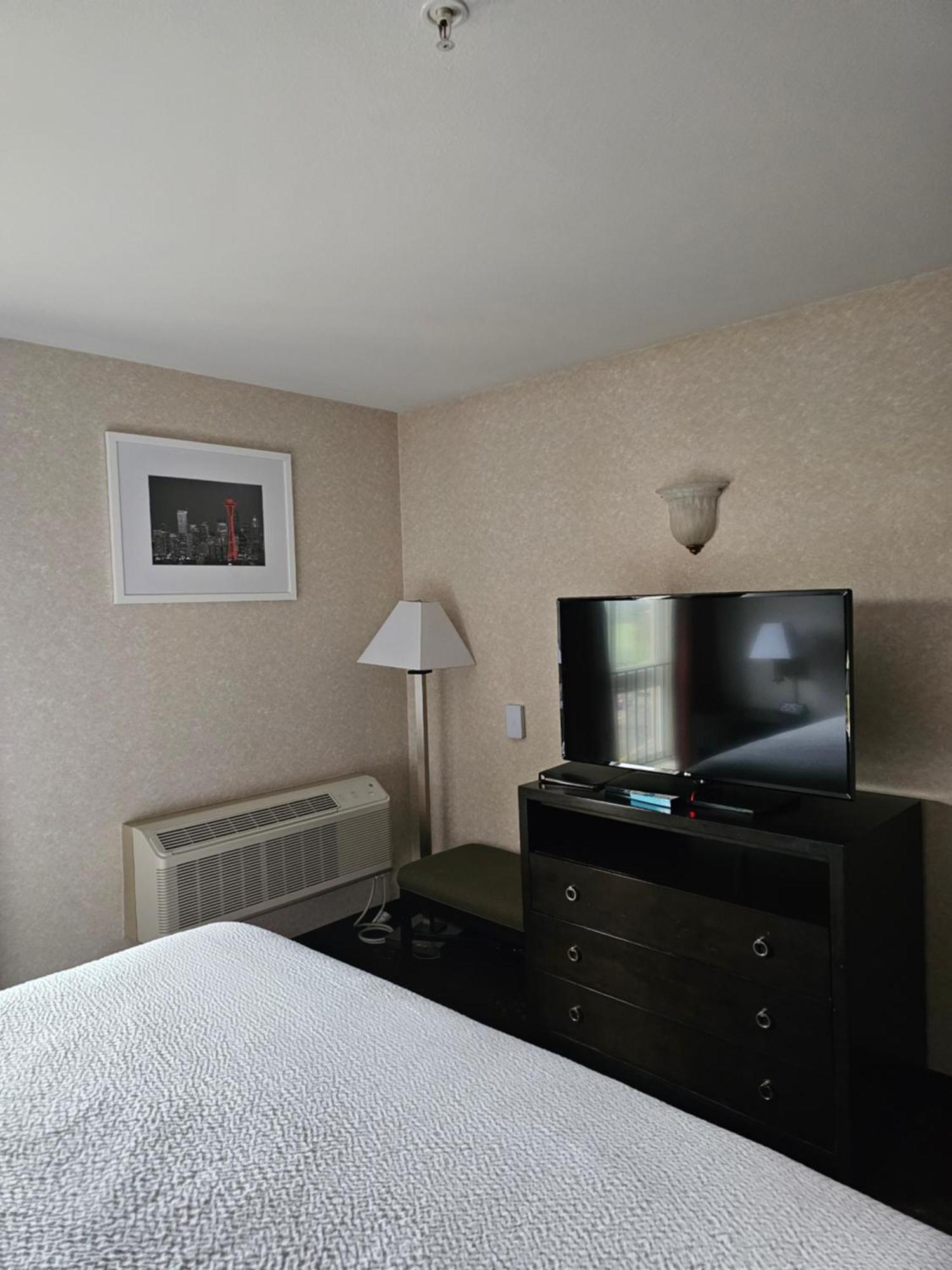 Ramada By Wyndham Seatac Airport Ξενοδοχείο Εξωτερικό φωτογραφία